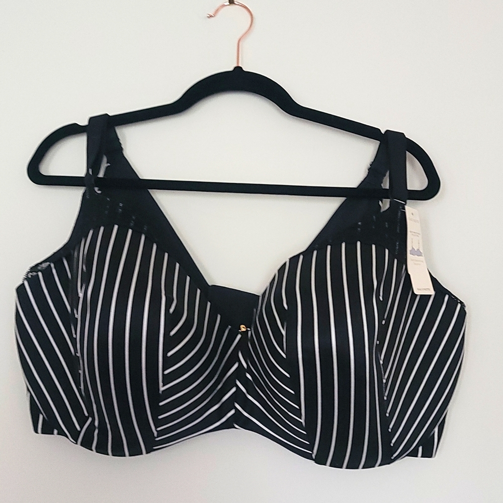 NWT Cacique Back Smoothing Balconette Bra